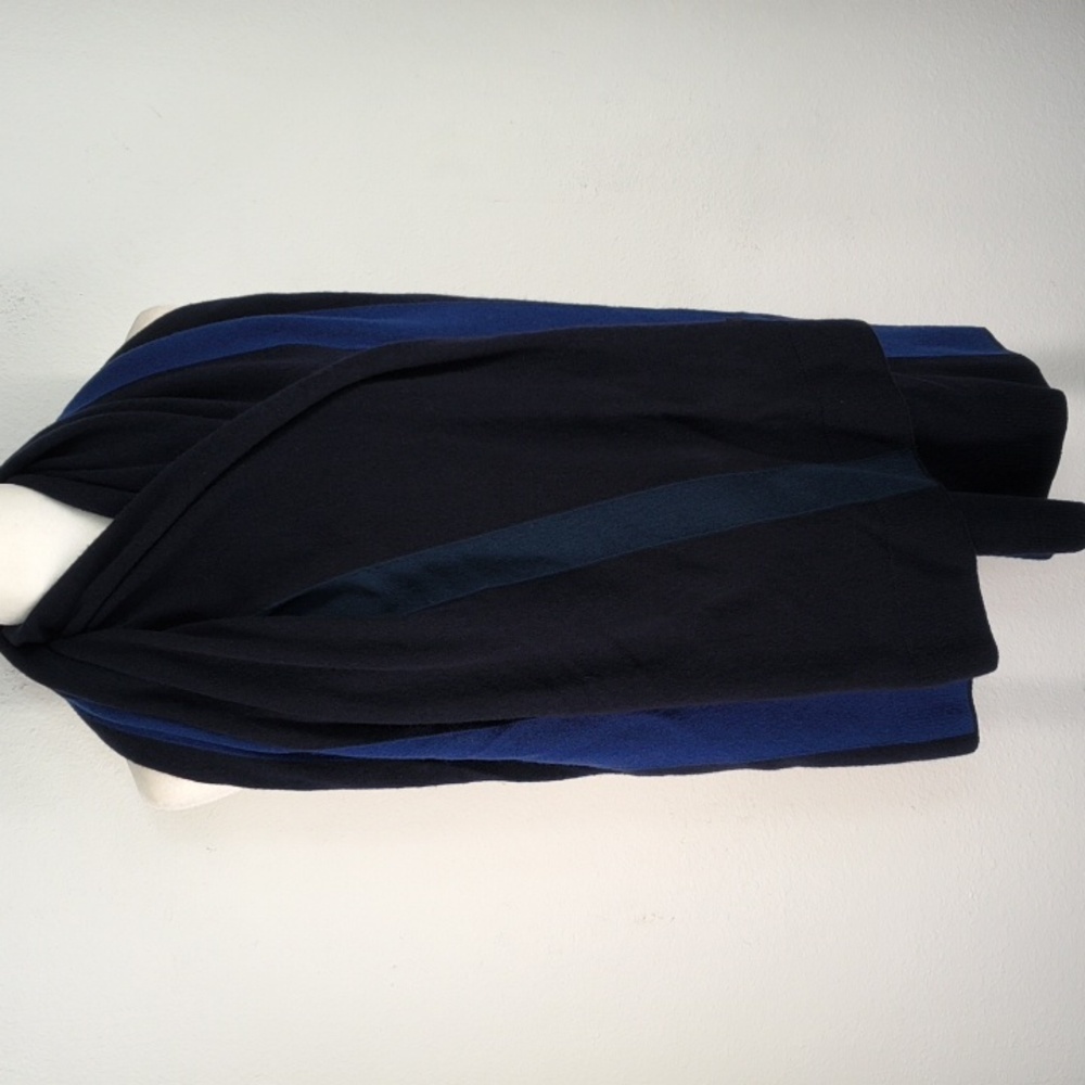 UNIQLO’s Jil Sander Collaboration +J 100% Cashmere Large Scarf Two Toned - Picture 4 of 9